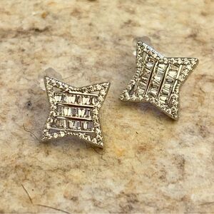 Silver 14k White Gold Plated Star Shaped Earrings